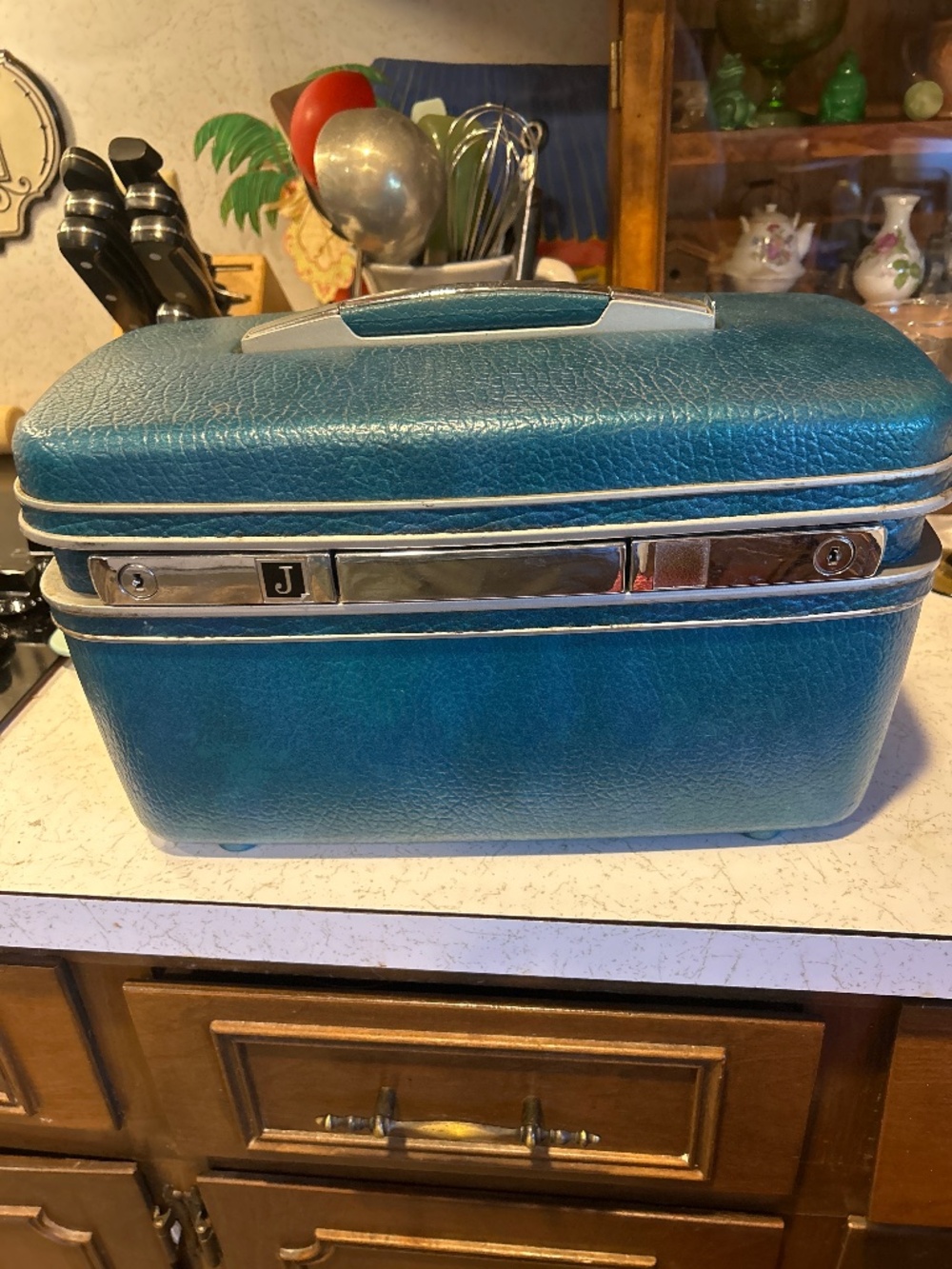 Vintage Samsonite Sentry Blue Floral Train Case Interior